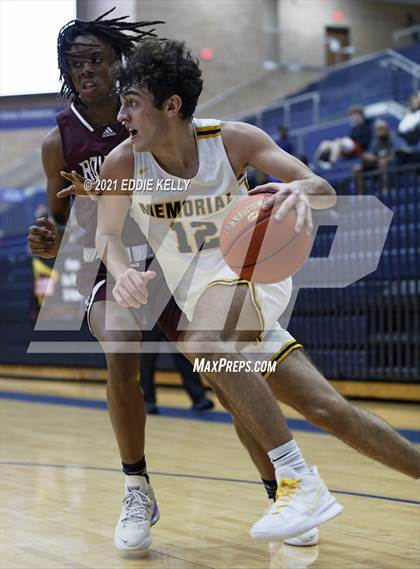 Thumbnail 3 in Memorial vs. Rowlett (In-N-Out Tournament) photogallery.