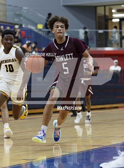 Thumbnail 2 in Memorial vs. Rowlett (In-N-Out Tournament) photogallery.