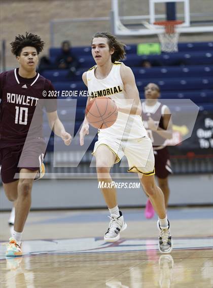 Thumbnail 2 in Memorial vs. Rowlett (In-N-Out Tournament) photogallery.
