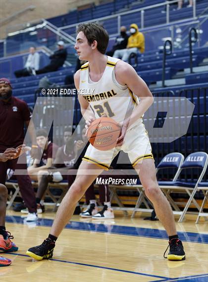 Thumbnail 3 in Memorial vs. Rowlett (In-N-Out Tournament) photogallery.