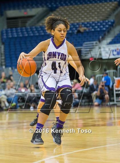 Thumbnail 2 in Canyon vs. Crosby (UIL 5A Semifinal) photogallery.