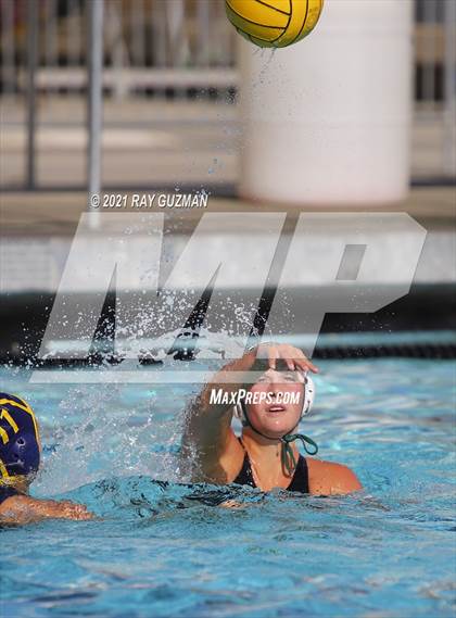 Thumbnail 1 in Garces Memorial vs. Leland (Central Valley Showdown @ Clovis West) photogallery.