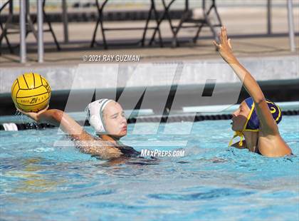 Thumbnail 2 in Garces Memorial vs. Leland (Central Valley Showdown @ Clovis West) photogallery.