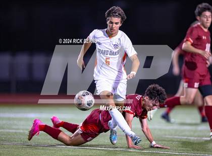Thumbnail 2 in Grand Oaks vs Cypress Woods (UIL 6A D1 Area Playoffs) photogallery.