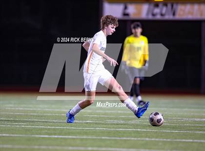 Thumbnail 2 in Grand Oaks vs Cypress Woods (UIL 6A D1 Area Playoffs) photogallery.