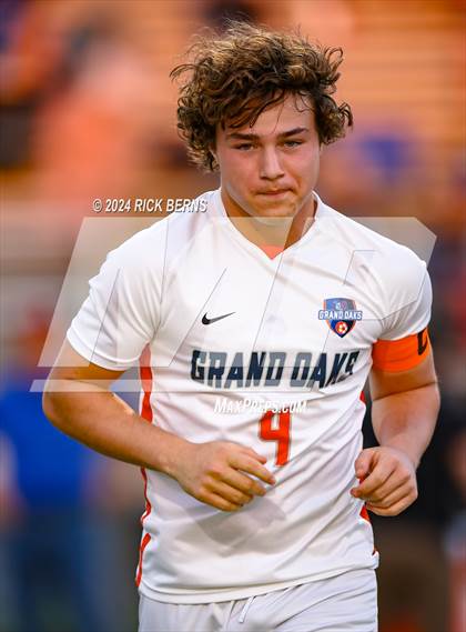 Thumbnail 3 in Grand Oaks vs Cypress Woods (UIL 6A D1 Area Playoffs) photogallery.