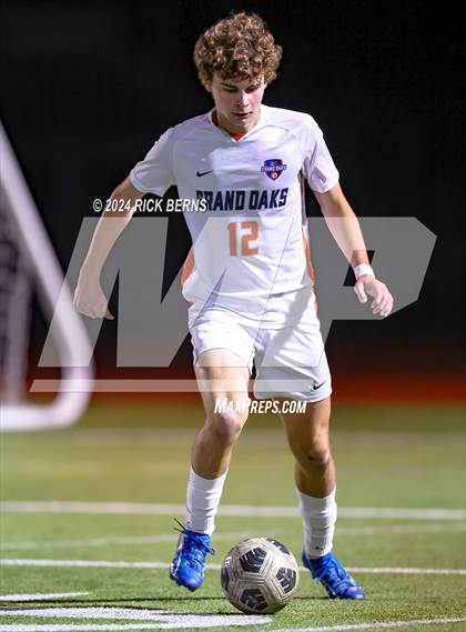 Thumbnail 2 in Grand Oaks vs Cypress Woods (UIL 6A D1 Area Playoffs) photogallery.