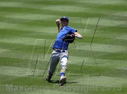 Thumbnail 2 in Weimar vs Carlisle (UIL 1A Semifinal) photogallery.