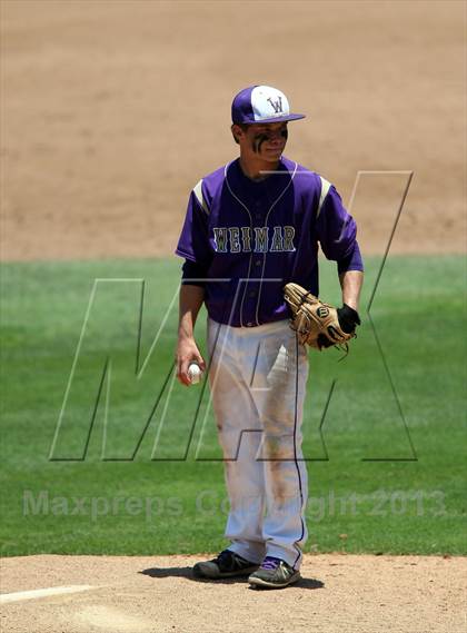 Thumbnail 3 in Weimar vs Carlisle (UIL 1A Semifinal) photogallery.