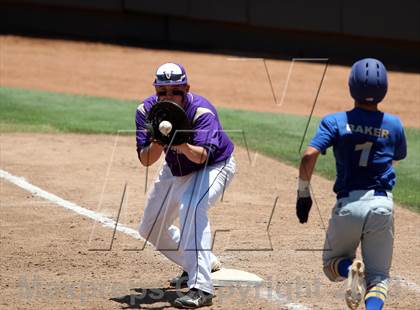 Thumbnail 3 in Weimar vs Carlisle (UIL 1A Semifinal) photogallery.