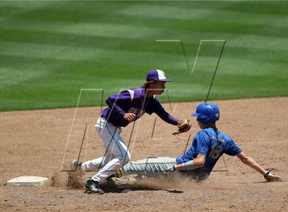 Thumbnail 1 in Weimar vs Carlisle (UIL 1A Semifinal) photogallery.