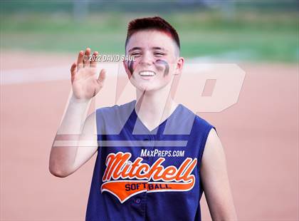 Thumbnail 2 in Mitchell @ Falcon photogallery.