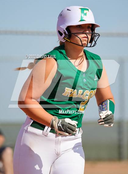Thumbnail 3 in Mitchell @ Falcon photogallery.