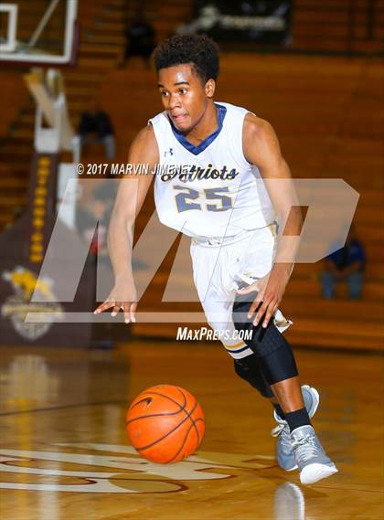 Thumbnail 3 in Westchester vs. Birmingham (CIF LACS Open Division Final) photogallery.