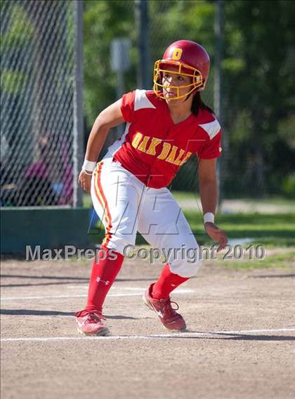 Thumbnail 2 in Oakdale @ Manteca photogallery.
