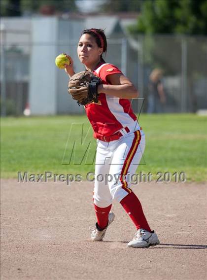 Thumbnail 1 in Oakdale @ Manteca photogallery.