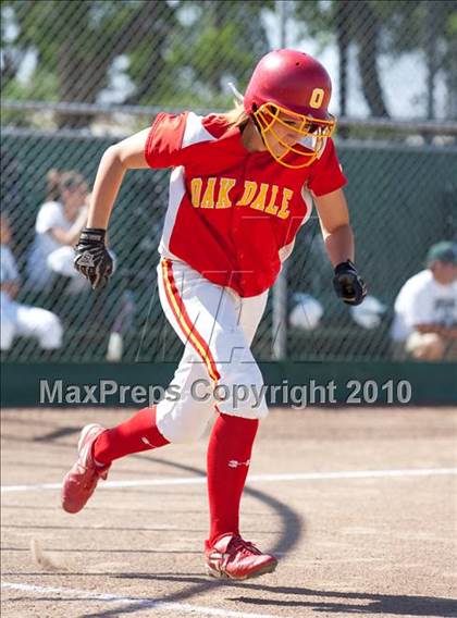 Thumbnail 1 in Oakdale @ Manteca photogallery.