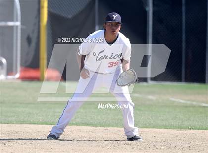 Thumbnail 3 in Palisades vs. Venice photogallery.