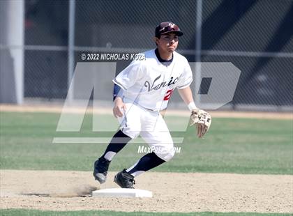 Thumbnail 2 in Palisades vs. Venice photogallery.