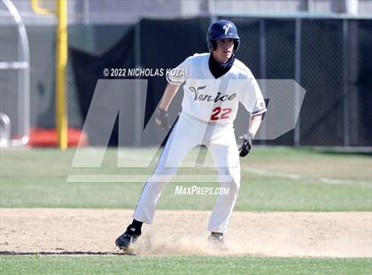 Thumbnail 2 in Palisades vs. Venice photogallery.