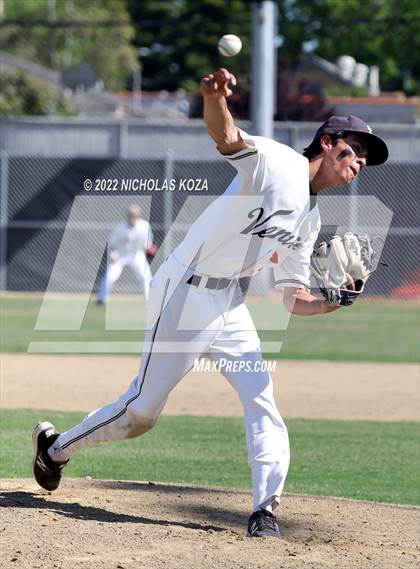 Thumbnail 2 in Palisades vs. Venice photogallery.