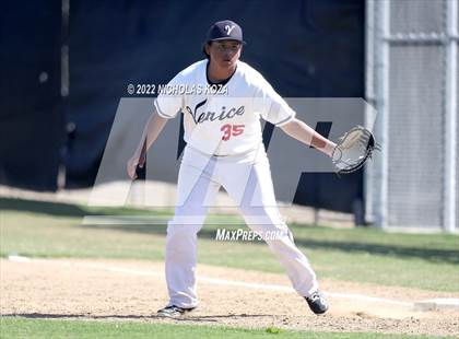 Thumbnail 3 in Palisades vs. Venice photogallery.