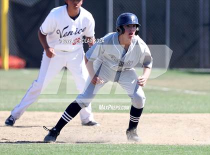 Thumbnail 3 in Palisades vs. Venice photogallery.