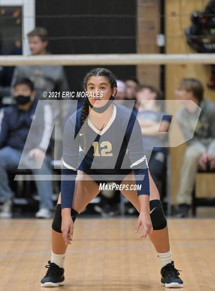 Thumbnail 2 in Kearny vs St. Joseph Academy (CIF SDS D5 Semifinal) photogallery.