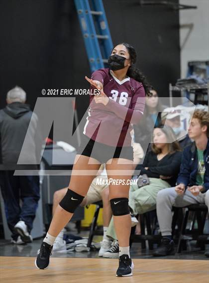 Thumbnail 1 in Kearny vs St. Joseph Academy (CIF SDS D5 Semifinal) photogallery.