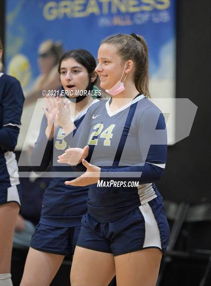 Thumbnail 3 in Kearny vs St. Joseph Academy (CIF SDS D5 Semifinal) photogallery.