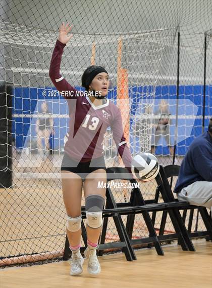 Thumbnail 2 in Kearny vs St. Joseph Academy (CIF SDS D5 Semifinal) photogallery.
