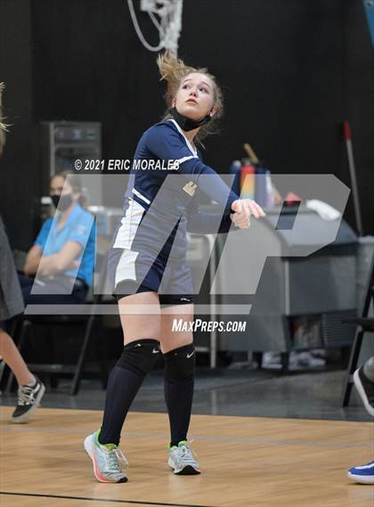 Thumbnail 2 in Kearny vs St. Joseph Academy (CIF SDS D5 Semifinal) photogallery.