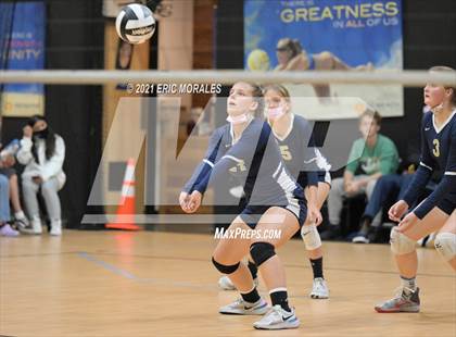 Thumbnail 2 in Kearny vs St. Joseph Academy (CIF SDS D5 Semifinal) photogallery.