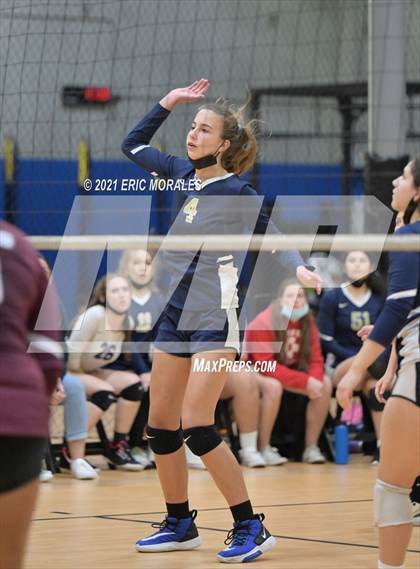 Thumbnail 2 in Kearny vs St. Joseph Academy (CIF SDS D5 Semifinal) photogallery.