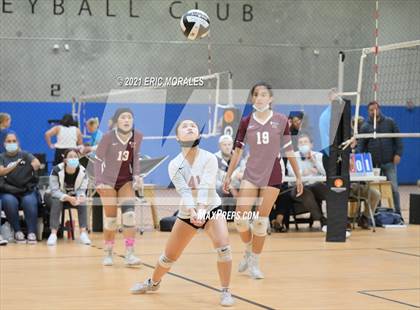 Thumbnail 3 in Kearny vs St. Joseph Academy (CIF SDS D5 Semifinal) photogallery.