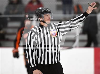 Thumbnail 3 in Kimball Union vs. Shattuck-St. Mary's (Gunnery Showcase) photogallery.