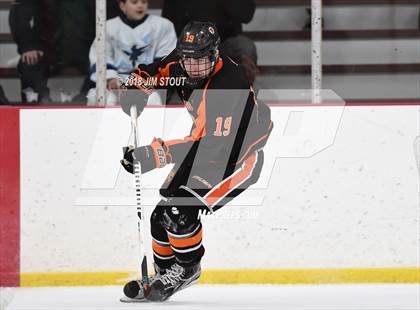 Thumbnail 2 in Kimball Union vs. Shattuck-St. Mary's (Gunnery Showcase) photogallery.