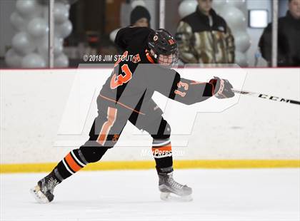 Thumbnail 2 in Kimball Union vs. Shattuck-St. Mary's (Gunnery Showcase) photogallery.