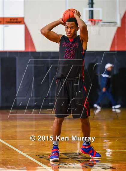 Thumbnail 2 in Katy Taylor vs. Pearce (McDonald's Texas Invitational) photogallery.