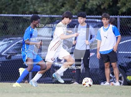 Thumbnail 2 in Episcopal @ Clay (Preseason) photogallery.