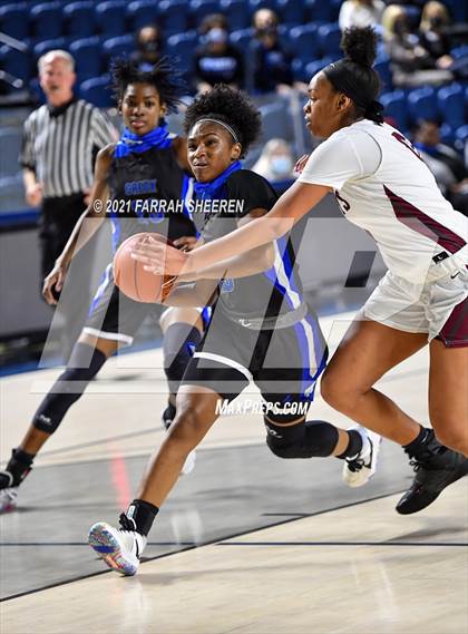 Thumbnail 3 in Cypress Creek v Heights (UIL 6A Regional Quarterfinal Playoff) photogallery.