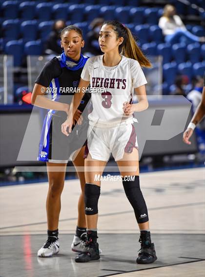 Thumbnail 1 in Cypress Creek v Heights (UIL 6A Regional Quarterfinal Playoff) photogallery.