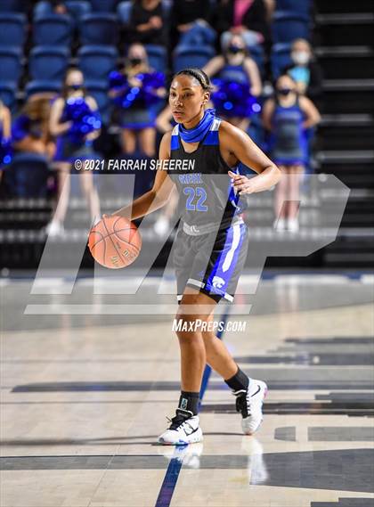 Thumbnail 2 in Cypress Creek v Heights (UIL 6A Regional Quarterfinal Playoff) photogallery.
