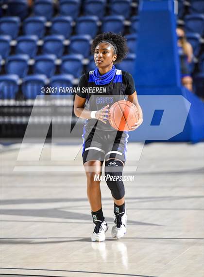 Thumbnail 1 in Cypress Creek v Heights (UIL 6A Regional Quarterfinal Playoff) photogallery.