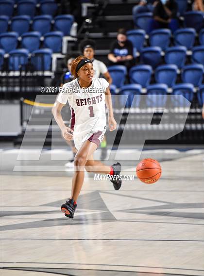 Thumbnail 1 in Cypress Creek v Heights (UIL 6A Regional Quarterfinal Playoff) photogallery.
