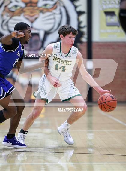 Thumbnail 1 in Central vs Rock Bridge (Summit Grill Shootout) photogallery.