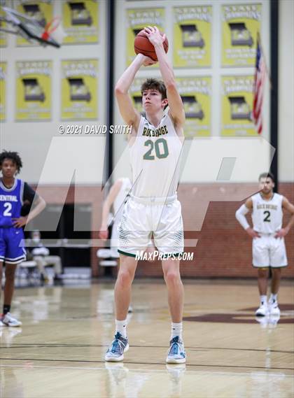 Thumbnail 1 in Central vs Rock Bridge (Summit Grill Shootout) photogallery.
