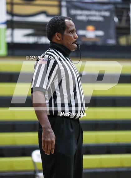 Thumbnail 2 in Central vs Rock Bridge (Summit Grill Shootout) photogallery.