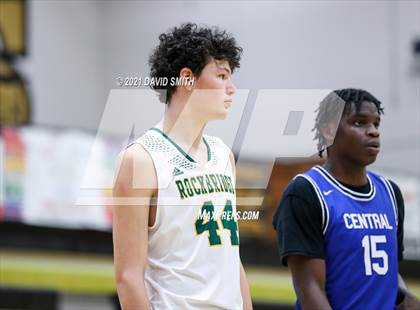 Thumbnail 1 in Central vs Rock Bridge (Summit Grill Shootout) photogallery.