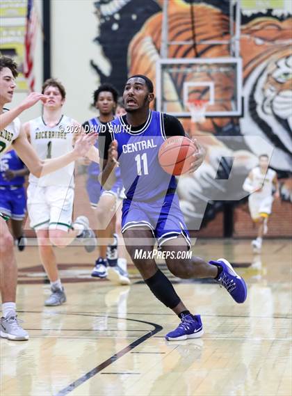 Thumbnail 2 in Central vs Rock Bridge (Summit Grill Shootout) photogallery.